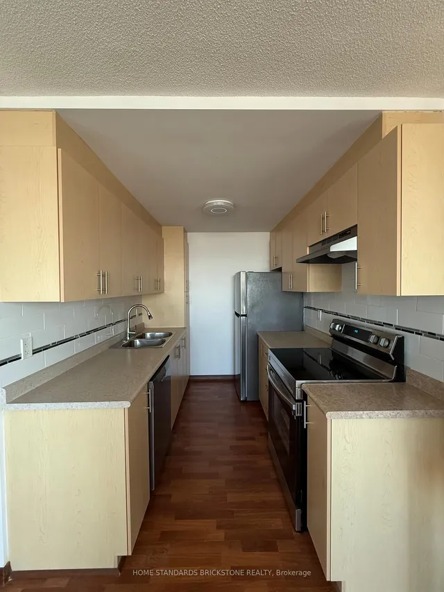 Additional image 12 of 15 Maplewood Ave Unit 1111