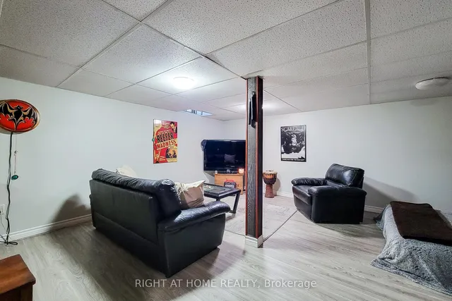 Additional image 23 of 550 Hayward Cres