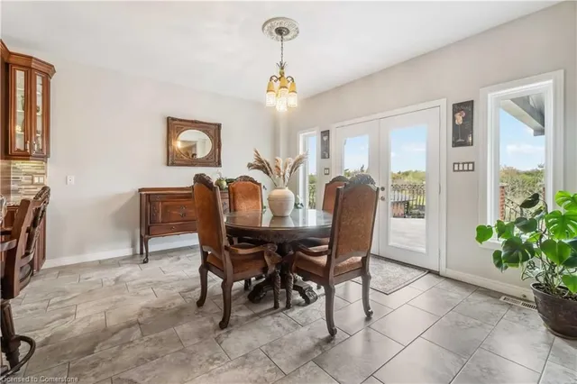 Additional image 25 of 100 Kingsview Dr