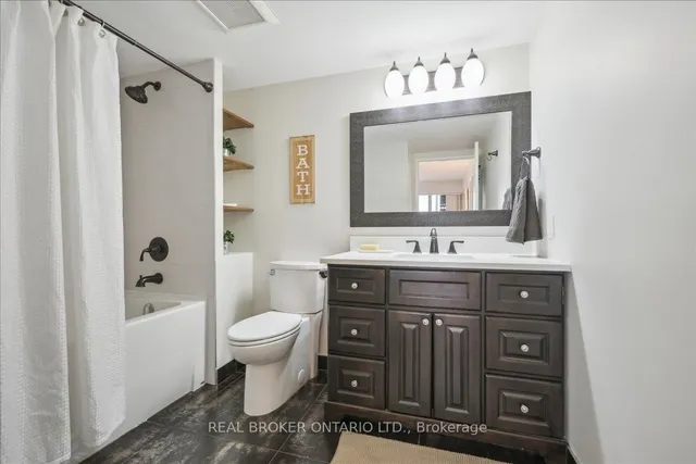 Additional image 26 of 92 King St Unit 508