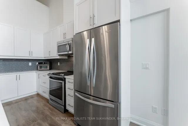 Additional image 20 of 55 Yorkland Blvd Unit 107