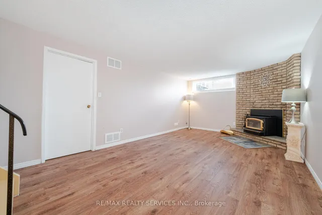 Additional image 30 of 85 Salisbury Circ