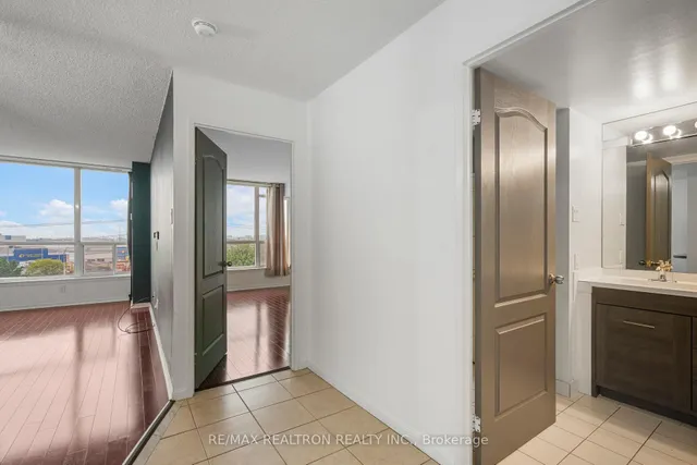 Additional image 5 of 12 Laurelcrest St Unit 509