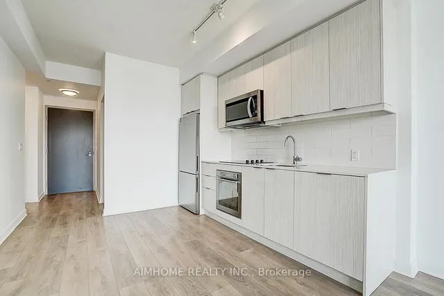 Additional image 10 of 38 Forest Manor Rd Unit 1005