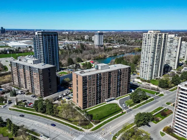 4 Lisa St Unit 610