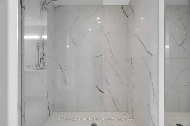 Additional image 18 of 608 Richmond St Unit 1105