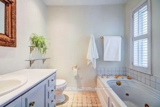 Additional image 20 of 5 Hurlingham Cres