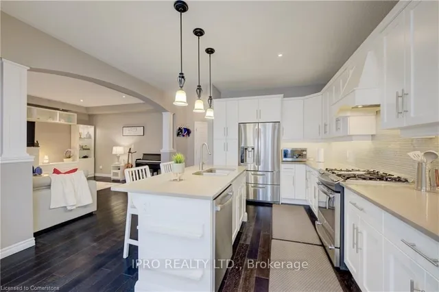 Additional image 14 of 298 Tremaine Cres