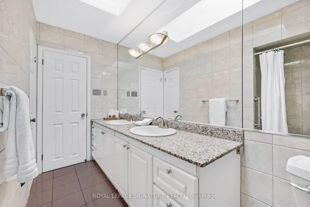 Additional image 23 of 86 Heathview Ave