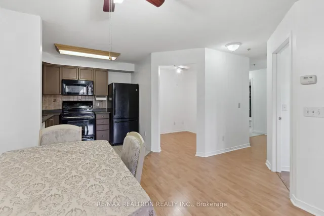 Additional image 19 of 684 Warden Ave Unit 103