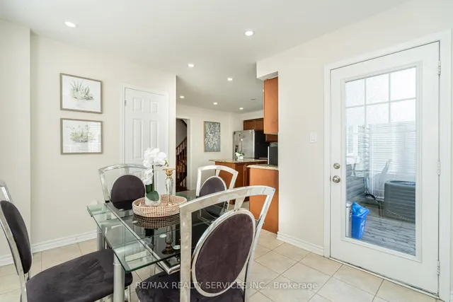 Additional image 26 of 23 Billiter Rd