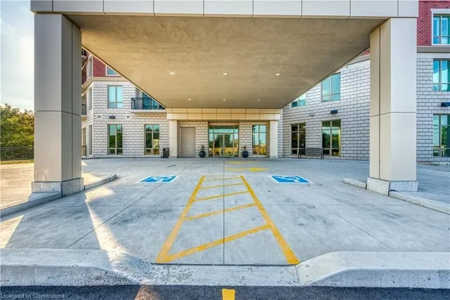 Additional image 3 of 2750 King St Unit 706