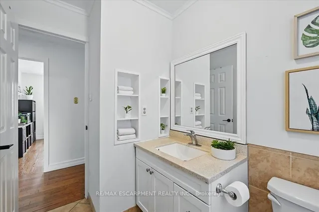 Additional image 18 of 2251 Ingersoll Dr