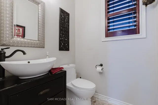 Additional image 13 of 700 Serafini Cres