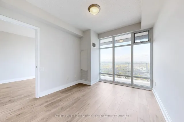 Additional image 18 of 2191 Yonge St Unit 3707