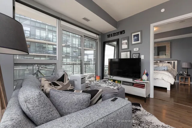 Additional image 6 of 460 Adelaide St Unit 2006