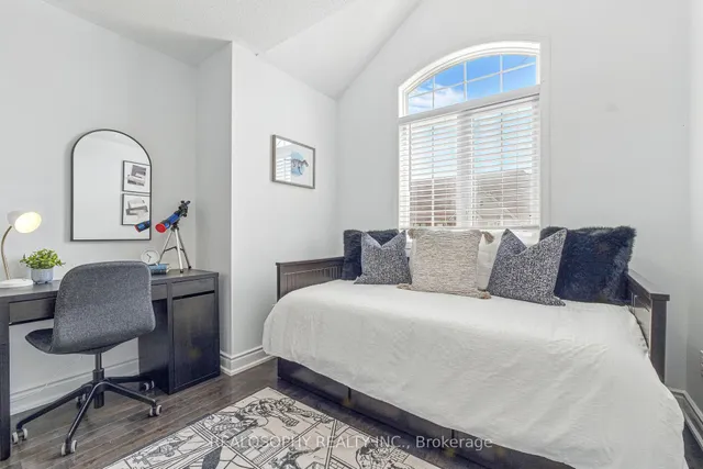 Additional image 25 of 43 Humphrey St