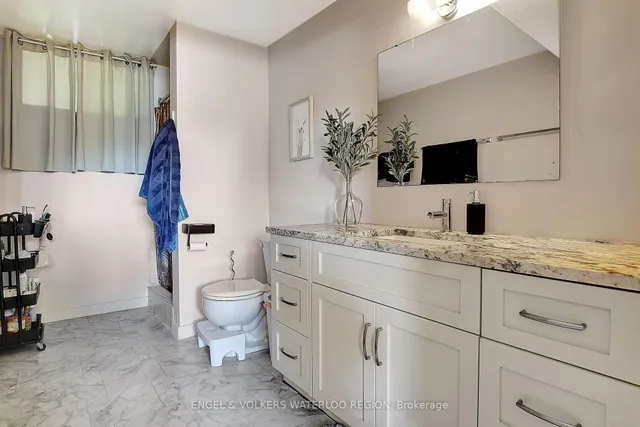 Additional image 35 of 137 Wimbleton Cres