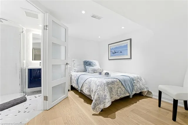 Additional image 36 of 6 Tweedsmuir Ave