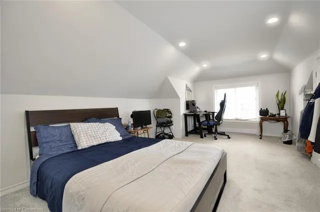 Additional image 19 of 186 Wentworth Ave