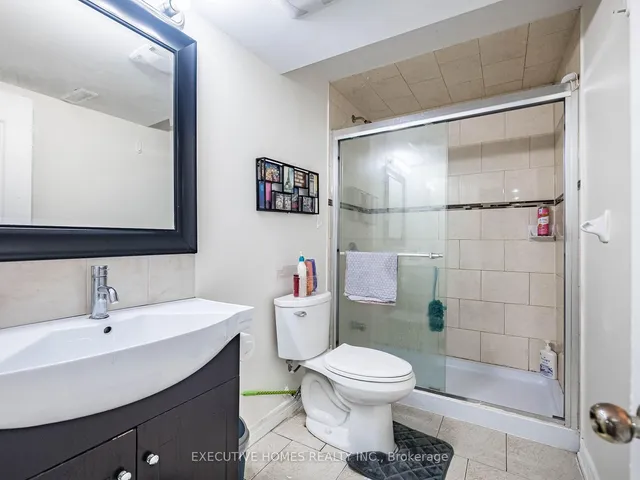 Additional image 43 of 1 Orangeblossom Tr