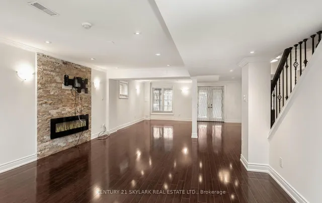 Additional image 40 of 94 Bayhampton Dr