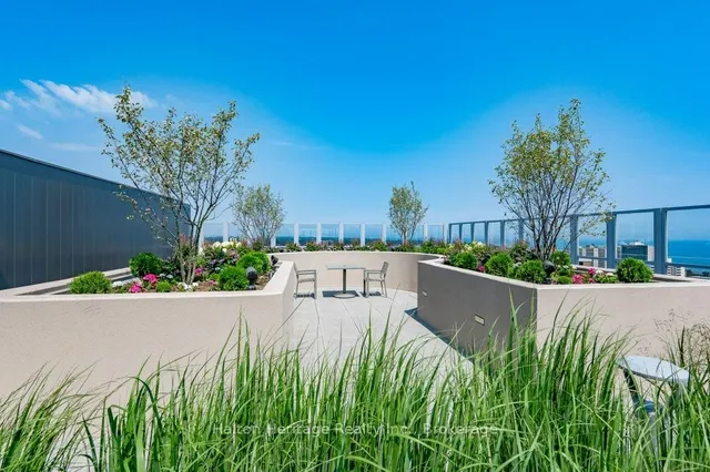 Additional image 39 of 2025 Maria St Unit 302