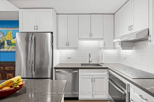 Additional image 14 of 2025 Maria St Unit 302