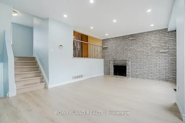 Additional image 7 of 8 Liszt Gate Unit 4