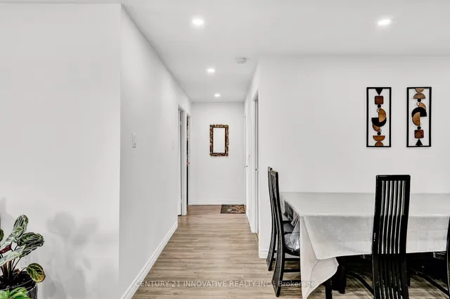 Additional image 19 of 1275 Markham Rd Unit 1402