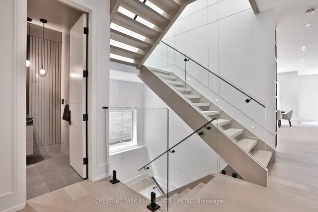 Additional image 5 of 2 Marchwood Dr