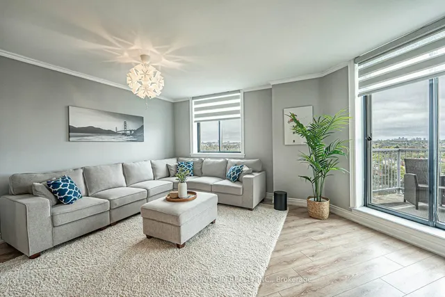 Additional image 7 of 3559 Eglinton Ave Unit 1607