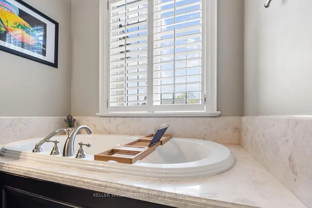 Additional image 24 of 100 Woburn Ave