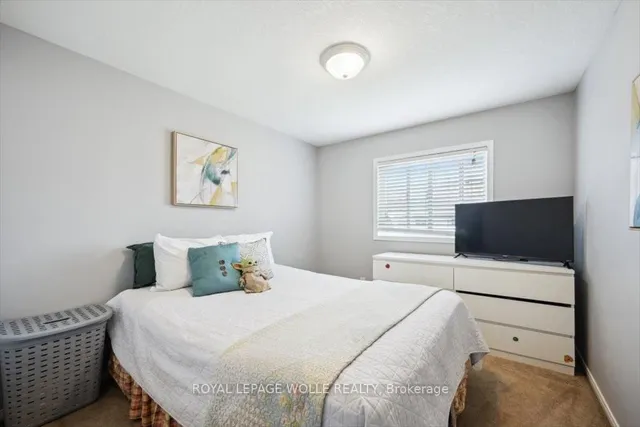 Additional image 21 of 64 Swartz St