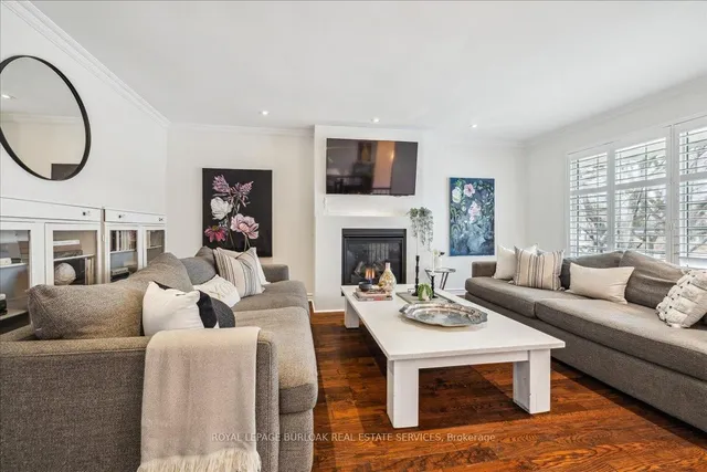 Additional image 6 of 692 Catalina Cres