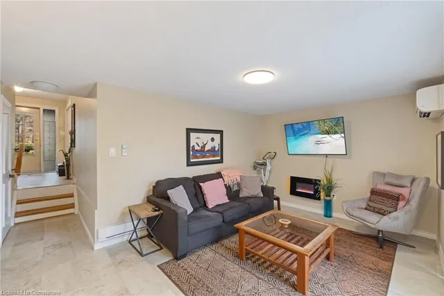 Additional image 6 of 1967 Main St Unit 6