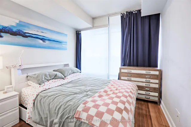 Additional image 15 of 18 Yorkville Ave Unit 2906