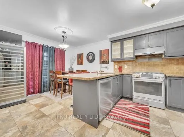 Additional image 17 of 21 Florence Dr