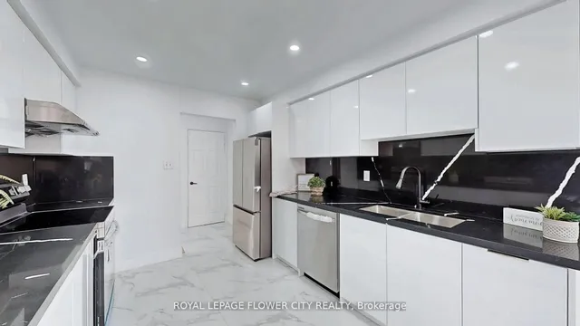 Additional image 10 of 101 Chipmunk Cres