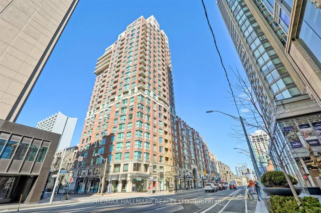 Additional image 49 of 38 Avenue Rd Unit 1201