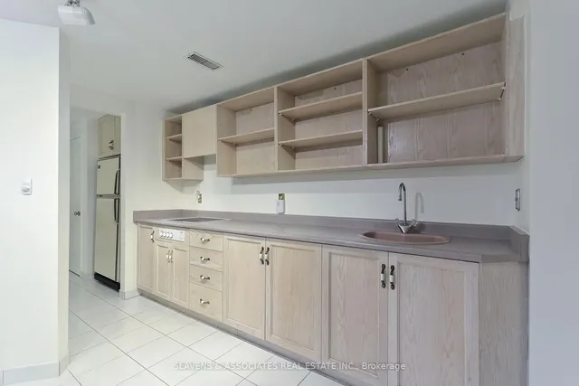 Additional image 34 of 3 Watling St