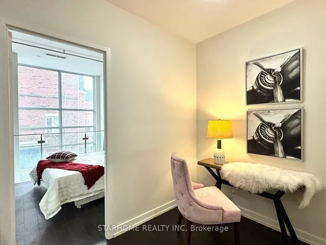 Additional image 23 of 1030 King St Unit 119