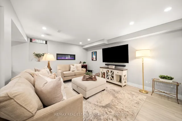 Additional image 41 of 441 Stonehenge Dr Unit 17