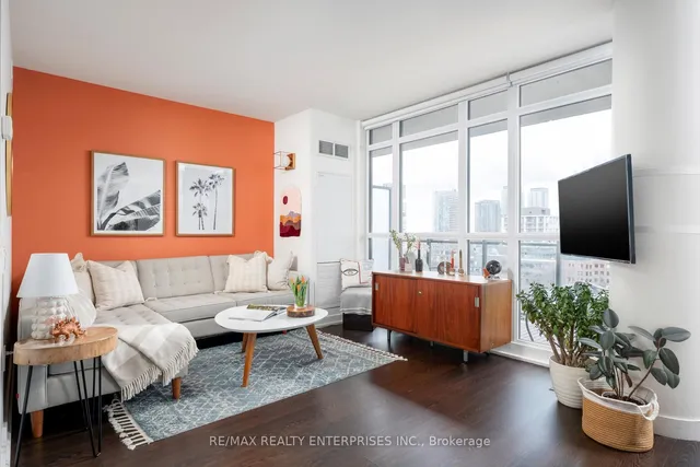 Additional image 3 of 78 Tecumseth St Unit 904