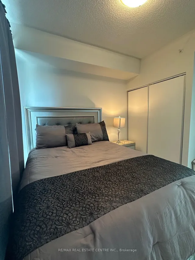 Additional image 8 of 60 Frederick St Unit 2312