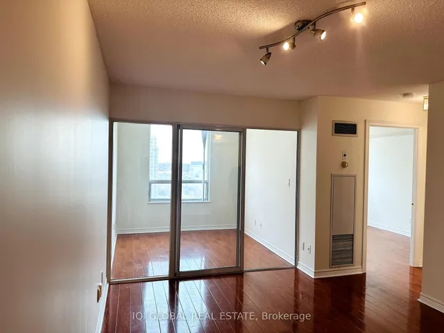 Additional image 8 of 68 Corporate Dr Unit 1831