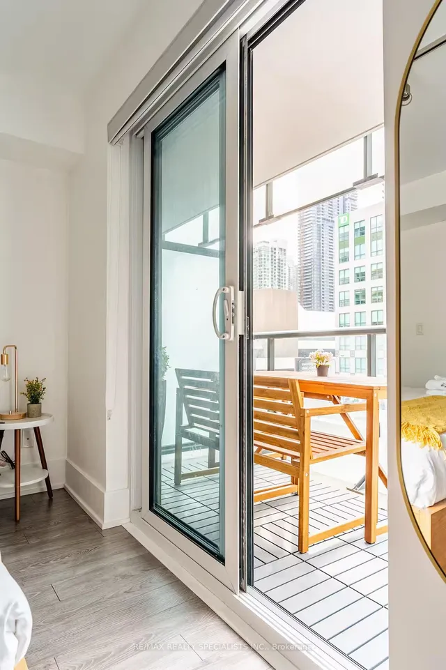 Additional image 7 of 300 Front St Unit 304