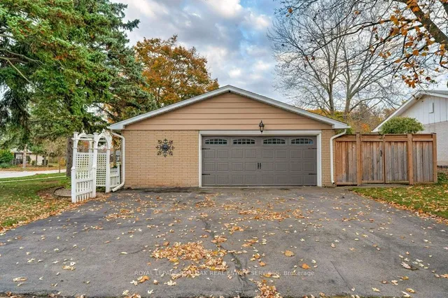 Additional image 7 of 360 Cosburn Cres