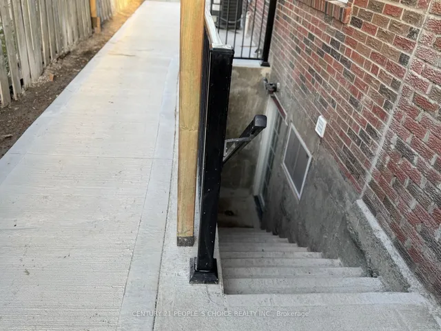 Additional image 43 of 6862 Darcel Ave