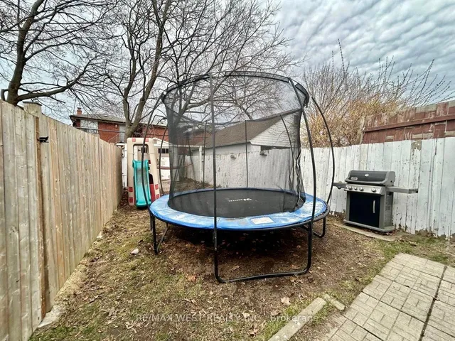 Additional image 24 of 36 Fourteenth St